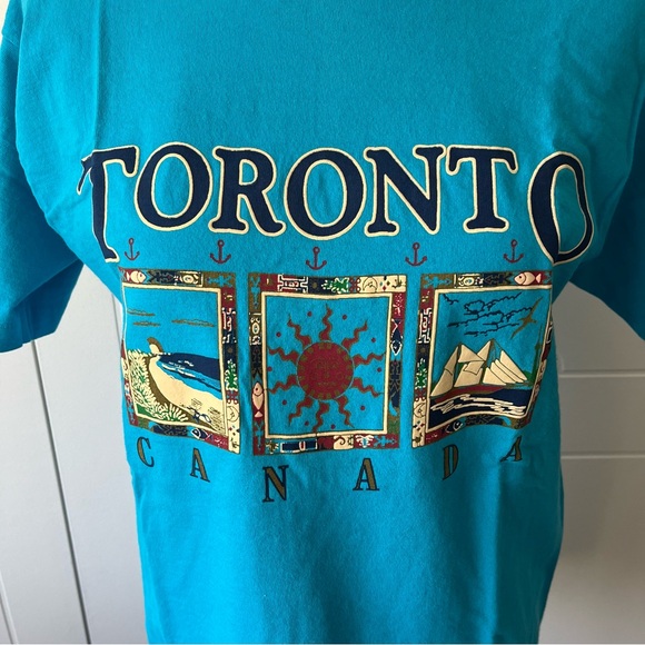 Vintage Toronto Graphic T-Shirt in Blue - Picture 9 of 9
